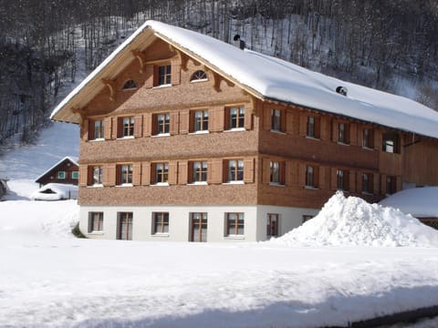 Property building, Winter