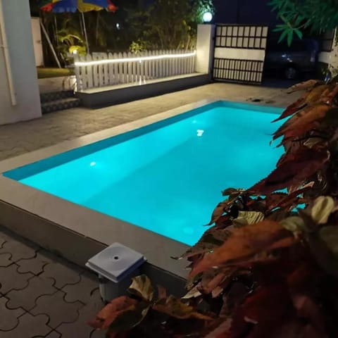 Night, Pool view, Swimming pool, sunbed