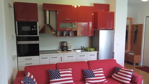 Kitchen or kitchenette, Living room