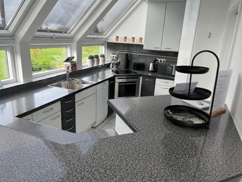 Moderne 3-Zimmer Wohnung nähe Messe Apartment in Cologne