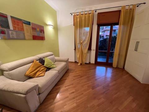 Mini Appartamento con giardino - Lovely studio for 2 with garden Apartment in Rome