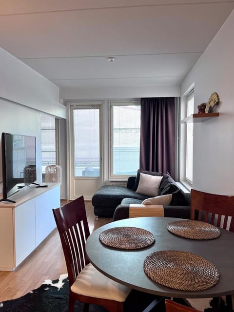 Communal lounge/ TV room, Living room, Dining area