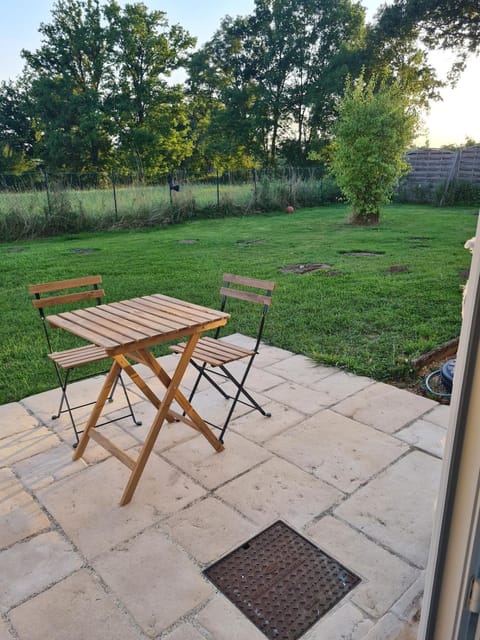 Patio, Spring