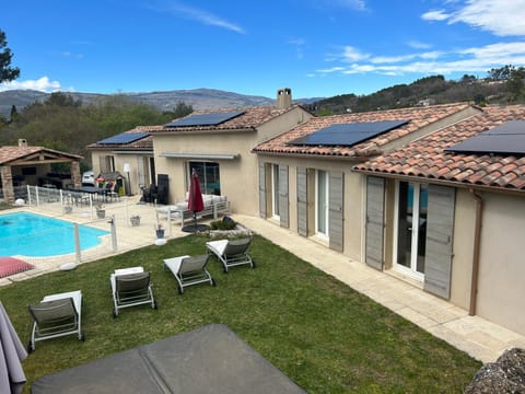 Pretty air conditioned villa Villa in Mouans-Sartoux