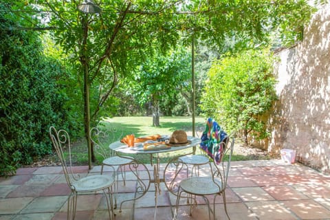 Les Gites du Merle House in Cogolin