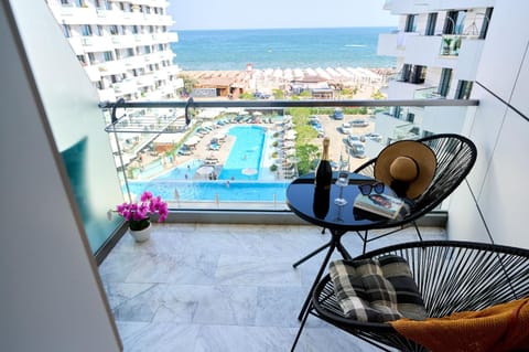 View (from property/room), Balcony/Terrace, Pool view, Swimming pool