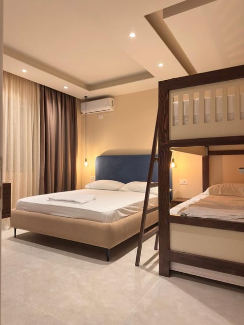 Bed, Bedroom, air conditioner