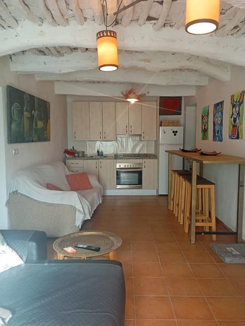 Kitchen or kitchenette, Living room