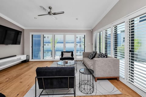 Sea Point Luxury Escape with Private Pool Villa in Sea Point