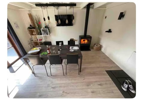 Kitchen or kitchenette, Living room, Dining area