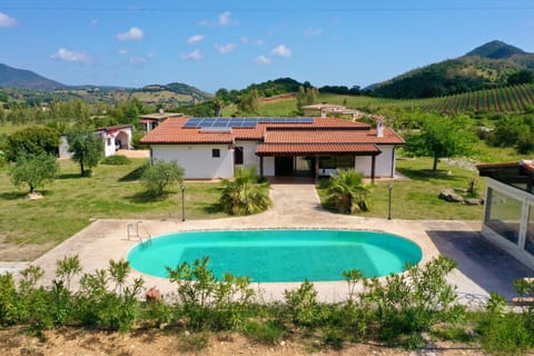 Garden view, Mountain view, Pool view