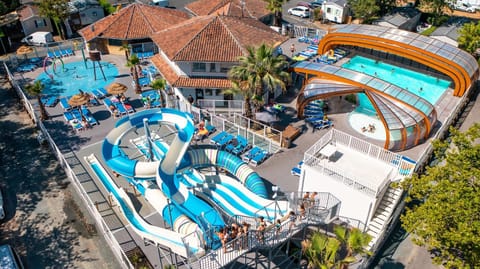 Aqua park, Swimming pool