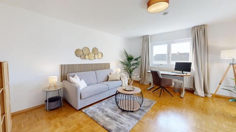 Communal lounge/ TV room, TV and multimedia, Living room, Photo of the whole room, Seating area, Evening entertainment