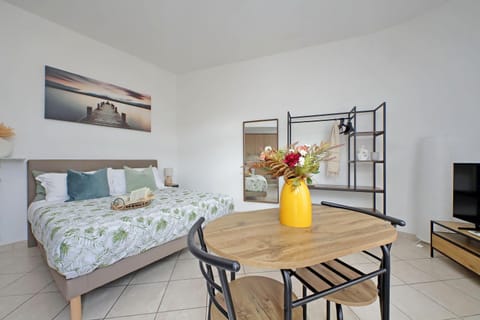 Collegamento Aeroportuale - SelfCheckin e Free WiFi Apartment in Fiumicino