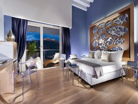 Photo of the whole room, Decorative detail, Bedroom, Mountain view