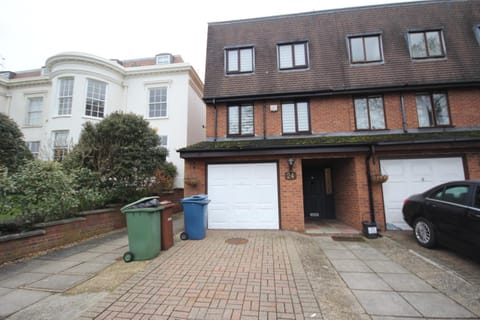 Property building, Parking