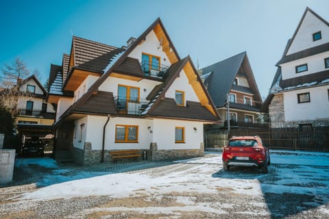 Property building, Day, Parking