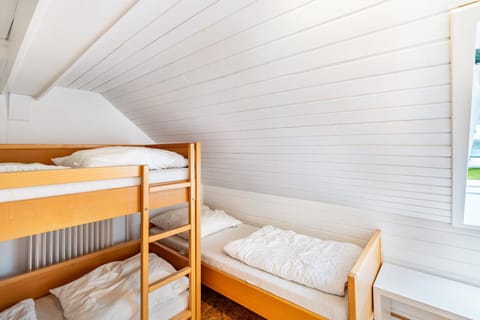 Property building, Living room, Bedroom