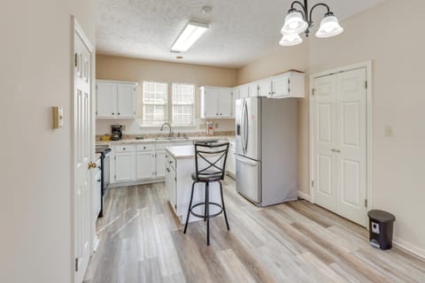 Home with Fenced Yard about 12 Mi to Dtwn Montgomery House in Montgomery