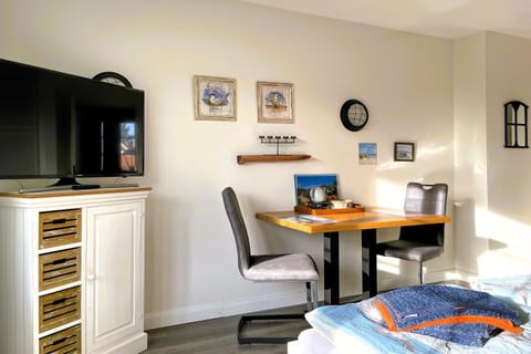 Huus Waterkant 04 Apartment in Nordfriesland