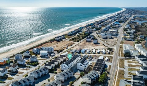 Coastal Calm by Sea Scape Properties House in Surf City
