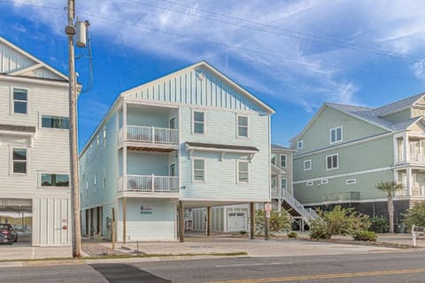 1209 S Ocean by Together Resorts House in North Myrtle Beach