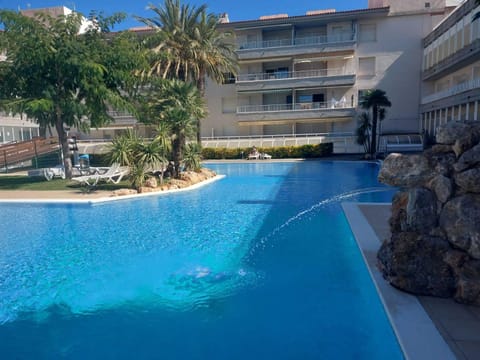 Pool view, Swimming pool, Swimming pool