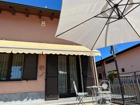 Casa del Melograno Outlet Apartment in Lombardy