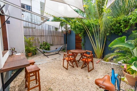 Natural landscape, Garden, Garden, Balcony/Terrace, Balcony/Terrace, Dining area