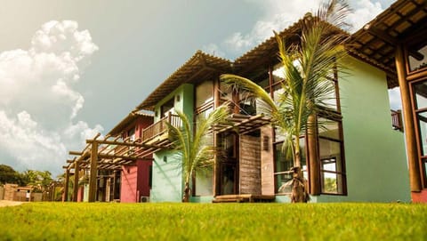 Property building, Facade/entrance, Garden