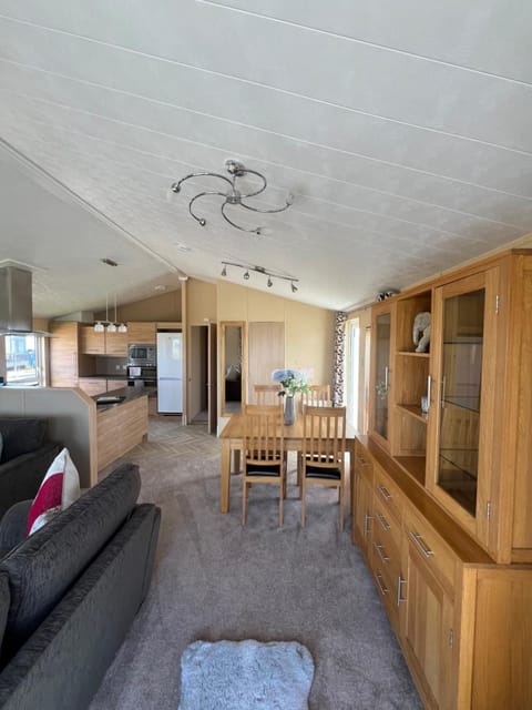 Pebble Beach Resort The Donington Lodge Campground/ 
RV Resort in Towyn