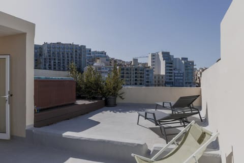 Property building, Patio, Day, Hot Tub, View (from property/room), Balcony/Terrace, sunbed