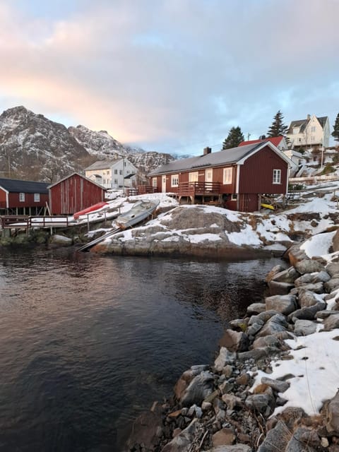 Lofoten Resort og rorbuer Nature lodge in Lofoten
