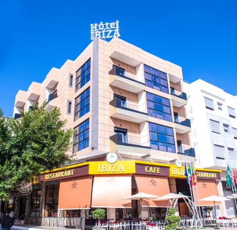 Property building, Location