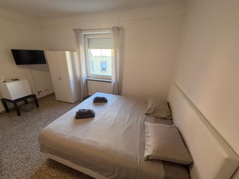 Chambre centre gasperich Vacation rental in Luxembourg