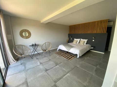 Santa Giulia Camara - Lecci Lodge Bed and Breakfast in Zonza