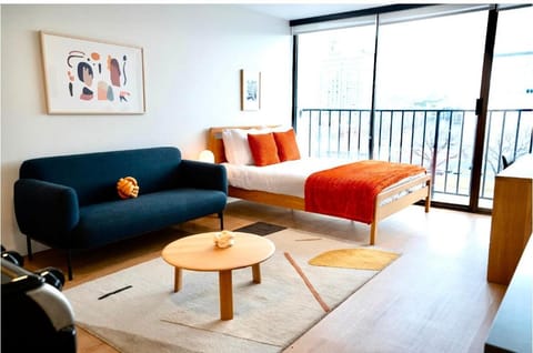 Bed, Photo of the whole room, Seating area, Bedroom
