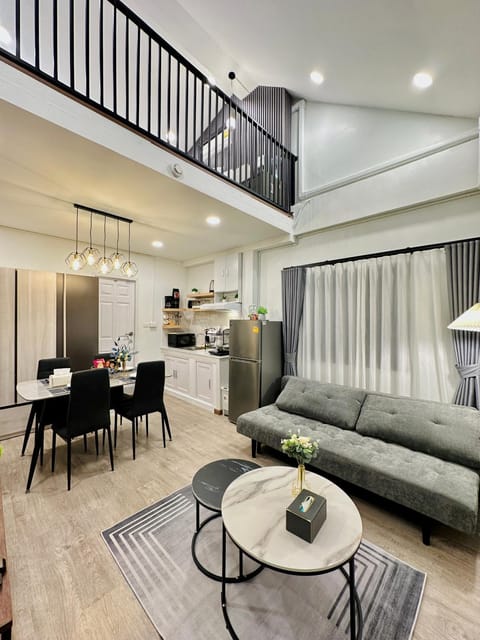 Kitchen or kitchenette, Living room, Photo of the whole room, Seating area, Dining area