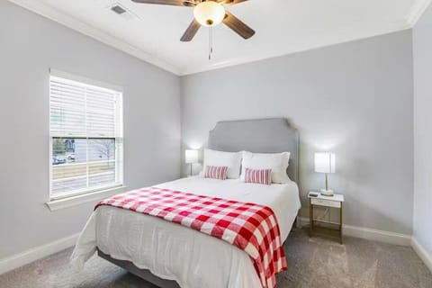 HYDR Comfy Condo Less2 mi to OM House in Oxford