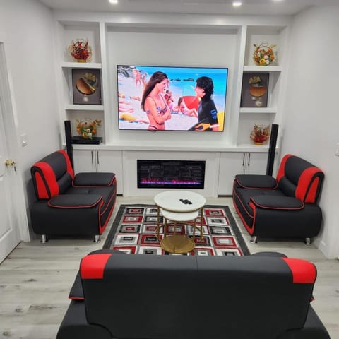 Living room, Seating area