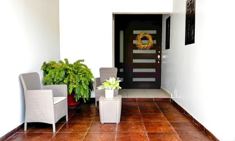 Facade/entrance, Lobby or reception