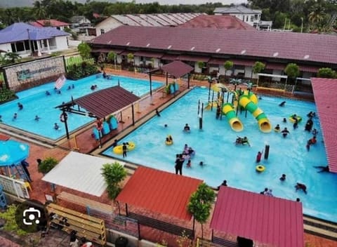 Day, People, Pool view, Swimming pool, children