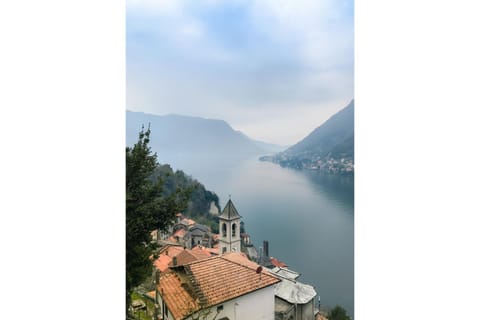 City view, Lake view, Landmark view