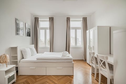 Bed, Bedroom, wardrobe