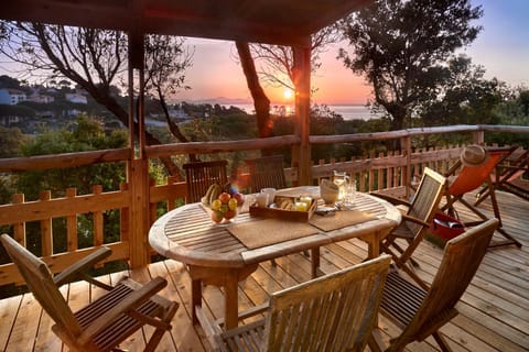 Patio, Natural landscape, Balcony/Terrace, Dining area, Sea view, Sunset