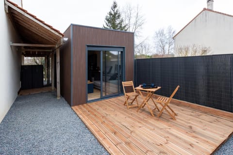 Patio, Balcony/Terrace