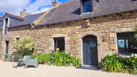 Property building, Garden view, furniture