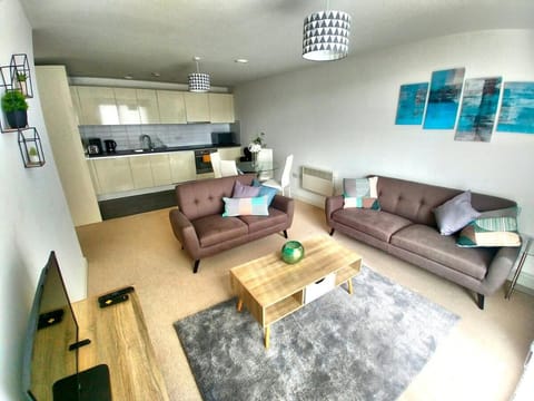 Kitchen or kitchenette, Living room, Dining area