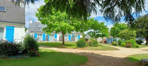 Property building, Garden view