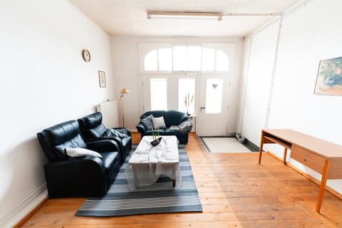 Facade/entrance, Living room